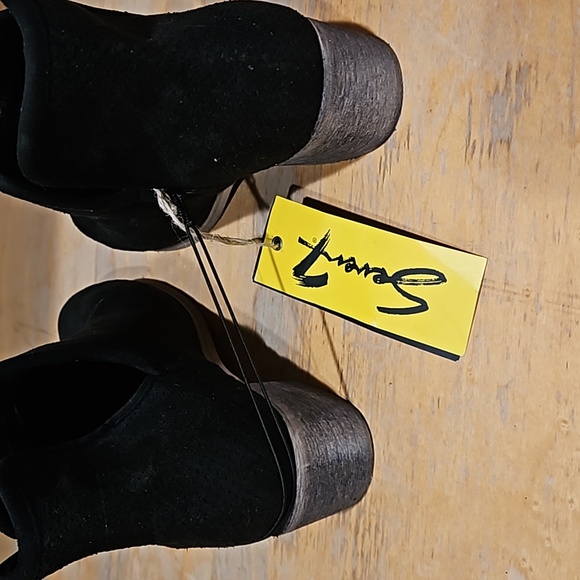 NWT Seven7 Soho Boot - Picture 6 of 6